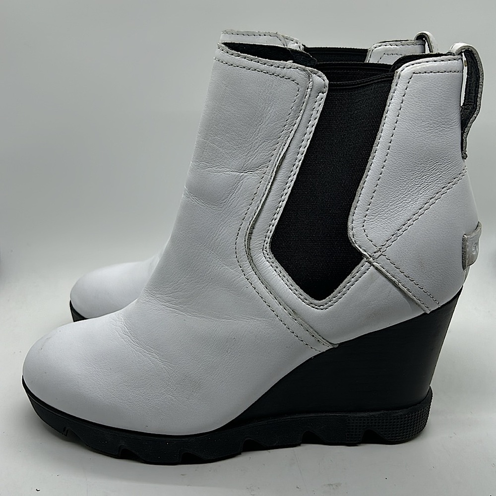 Sorel Joan Uptown Waterproof Leather Chelsea Ankle Boots Shoes **Size 7** 🌸🌸 - Picture 4 of 11